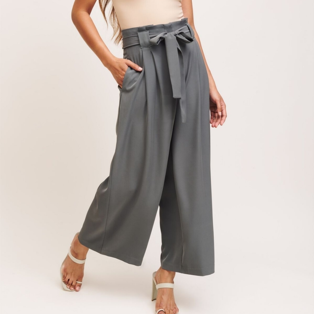 Karlie paperbag crop culotte pant